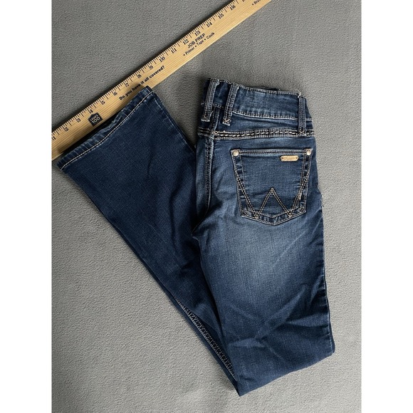 Wrangler Women's Boot Cut Jeans Size 1/2 X34. (26x34) Cow Girl Low Rise - Picture 6 of 7